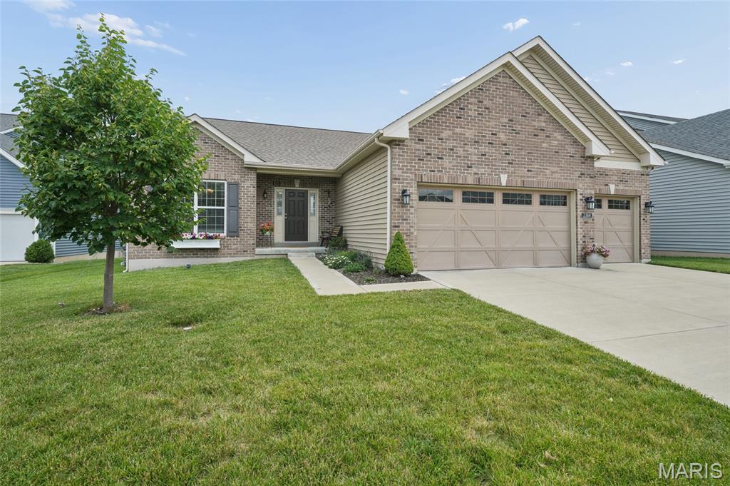 1st image of 2384 Chemin Ave, Saint Charles, MO 63301 | MLS# MIS26036038