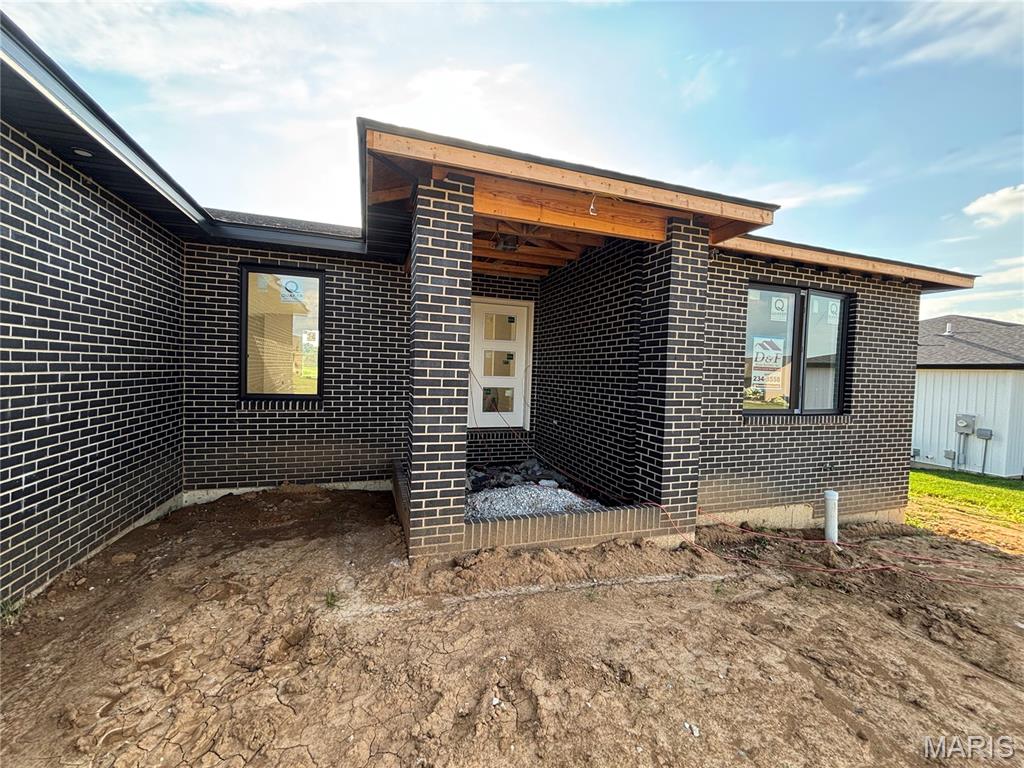 Homes for sale in Waterloo, IL | 516 Hayden Dr, Waterloo, IL 62298 | MLS# MIS26036157