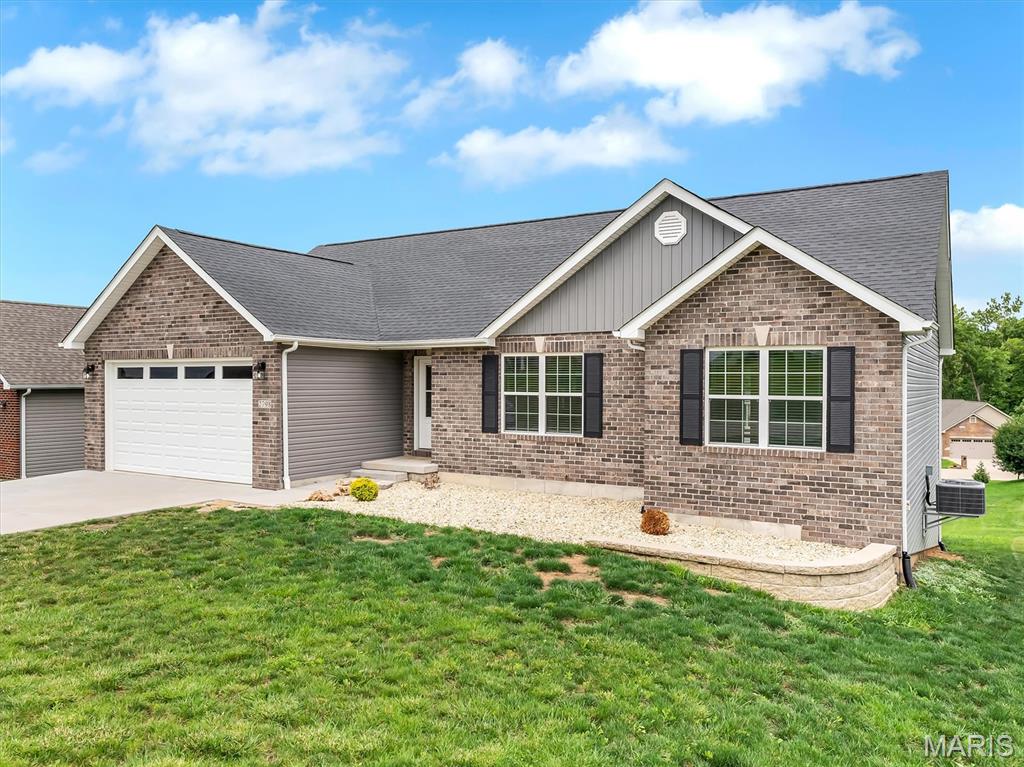 1st image of 2798 Moon Crest Ct, Washington, MO 63090 | MLS# MIS26036253