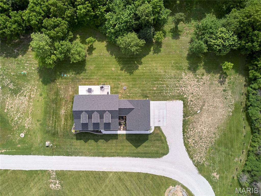 5th image of 4 Ashley Ln, Hawk Point, MO 63349 | MLS# MIS26036391