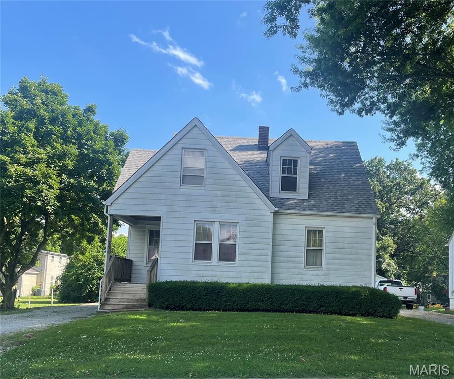 Homes for sale in Belleville, IL | 706 N 28th St, Belleville, IL 62226 | MLS# MIS26036421