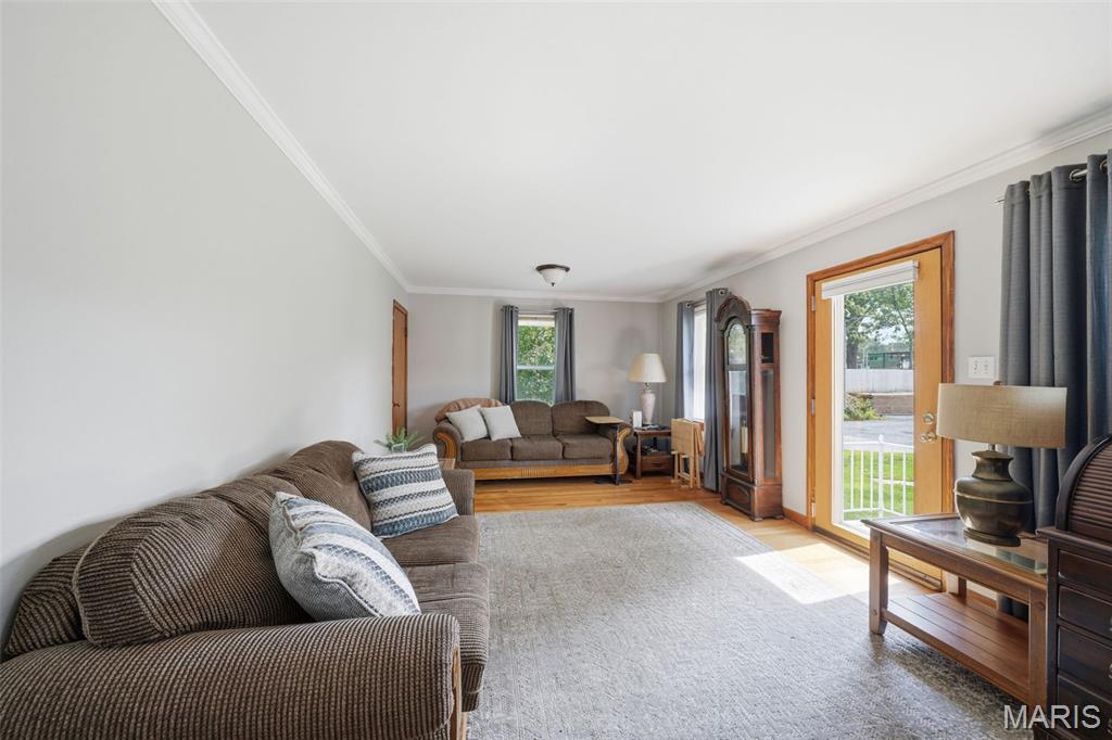 4th image of 1 Louise Ct, Florissant, MO 63031 | MLS# MIS26036575