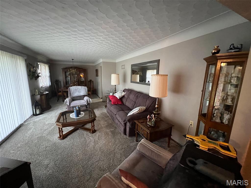 Homes for sale in Bunker Hill, IL | 10788 Oak St, Bunker Hill, IL 62014 | MLS# MIS26037386
