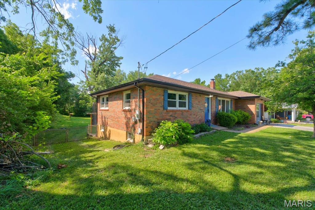 Homes for sale in Mehlville, MO | 5159 Kerth Rd, Mehlville, MO 63128 | MLS# MIS26037957