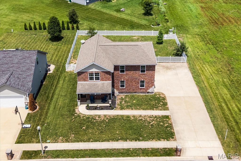3rd image of 10009 Patriot Dr, Breese, IL 62230 | MLS# MIS26038177