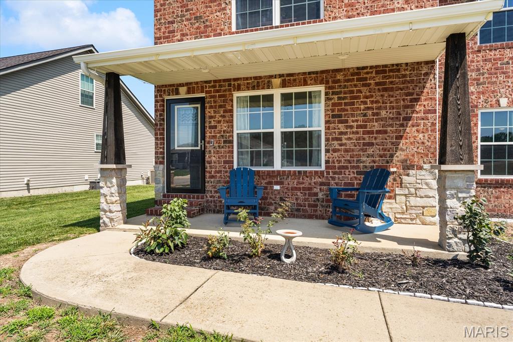 5th image of 10009 Patriot Dr, Breese, IL 62230 | MLS# MIS26038177