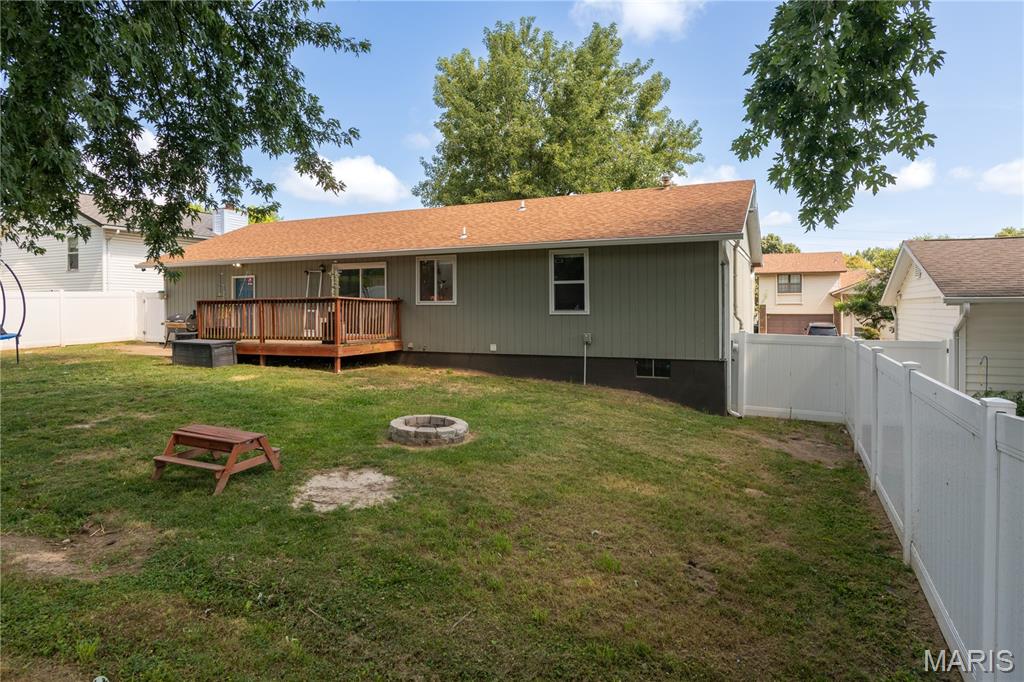 37th image of 137 Universal Dr, St Peters, MO 63376 | MLS# MIS26038576