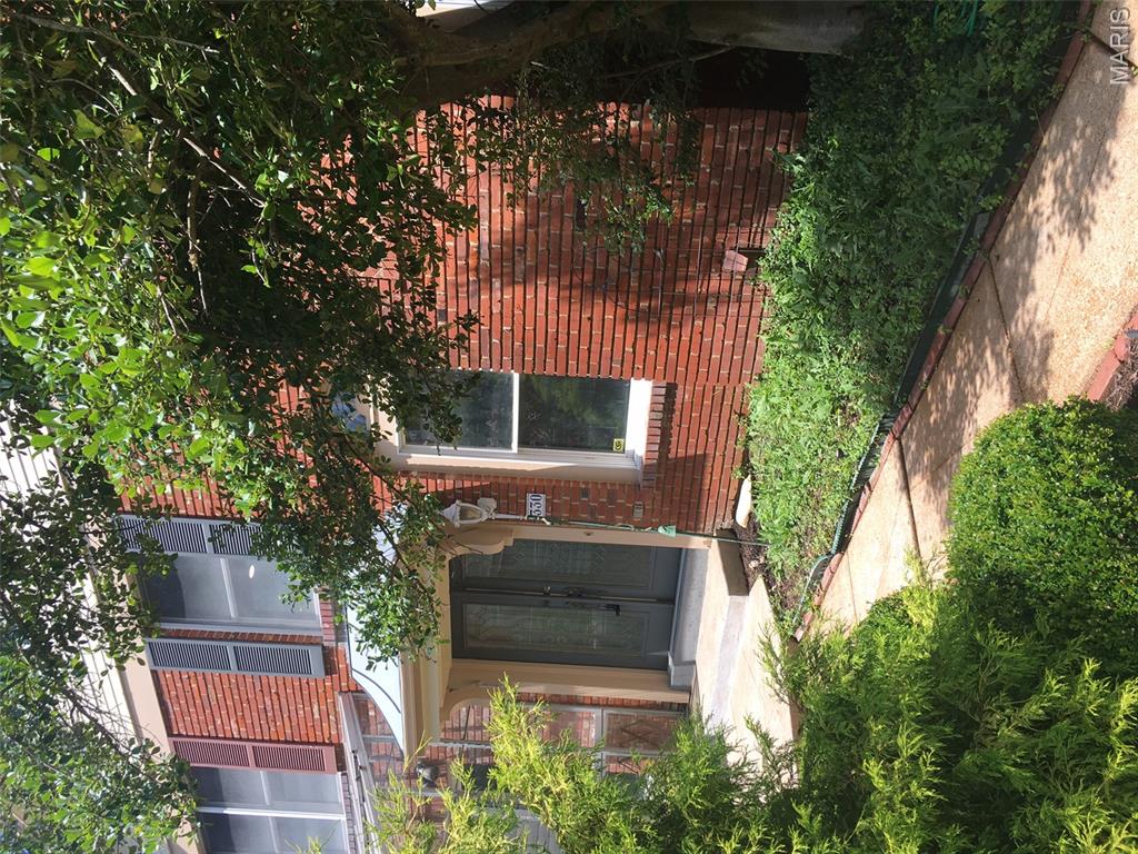 1st image of 330 Morristown Ct, Chesterfield, MO 63017 | MLS# MIS26038642