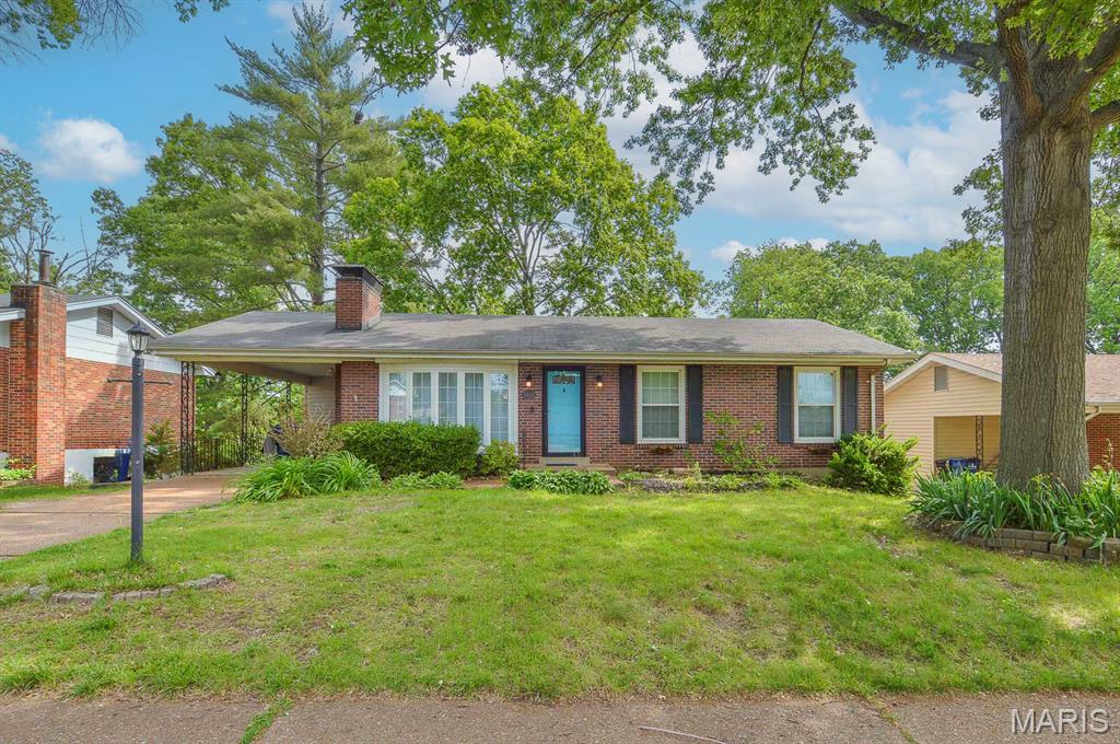 Homes for sale in Crestwood, MO | 8720 Brookview Dr, Crestwood, MO 63126 | MLS# MIS26038683