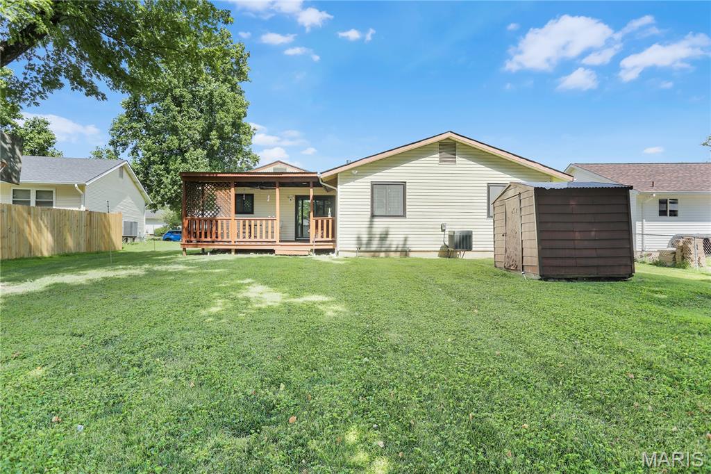 30th image of 15575 Fox Plains Dr, Florissant, MO 63034 | MLS# MIS26038708