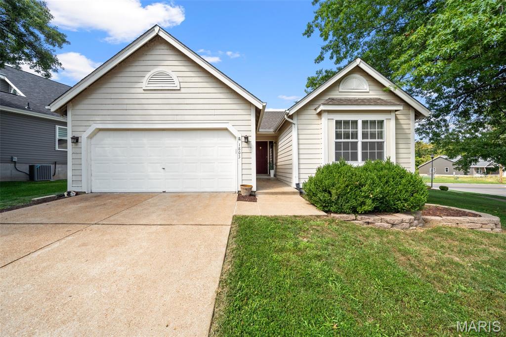 2nd image of 1803 Strawberry Ridge Dr, Ballwin, MO 63021 | MLS# MIS26038893