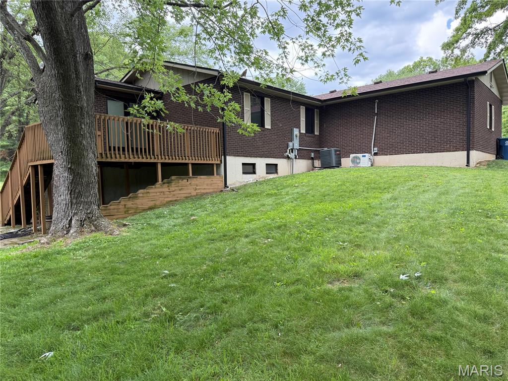 Homes for sale in Glen Carbon, IL | 25 Glen Ridge Dr, Glen Carbon, IL 62034 | MLS# MIS26038963