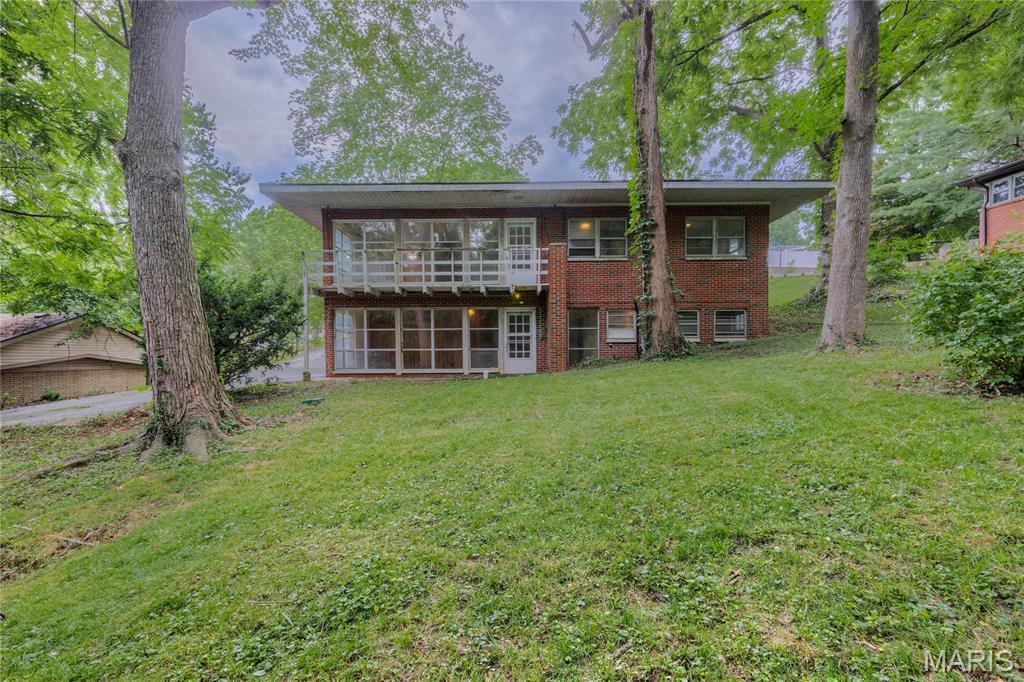 Homes for sale in East Alton, IL | 828 Willoway Ave, East Alton, IL 62024 | MLS# MIS26039044