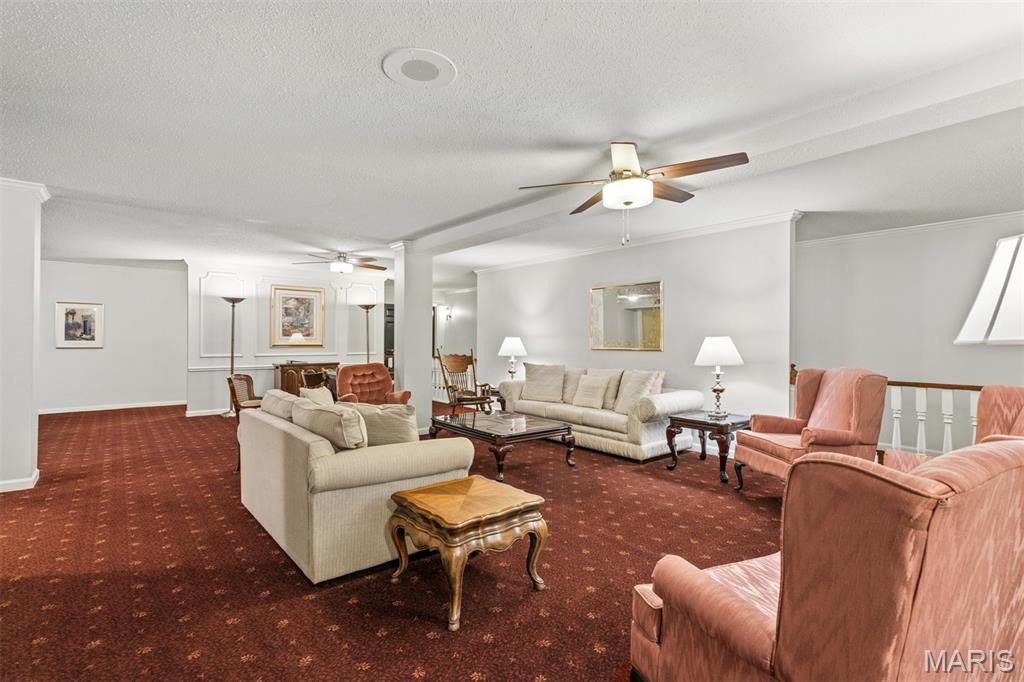 Homes for sale in Chesterfield, MO | 1511 Hampton Hall Dr #10, Chesterfield, MO 63017 | MLS# MIS26039046