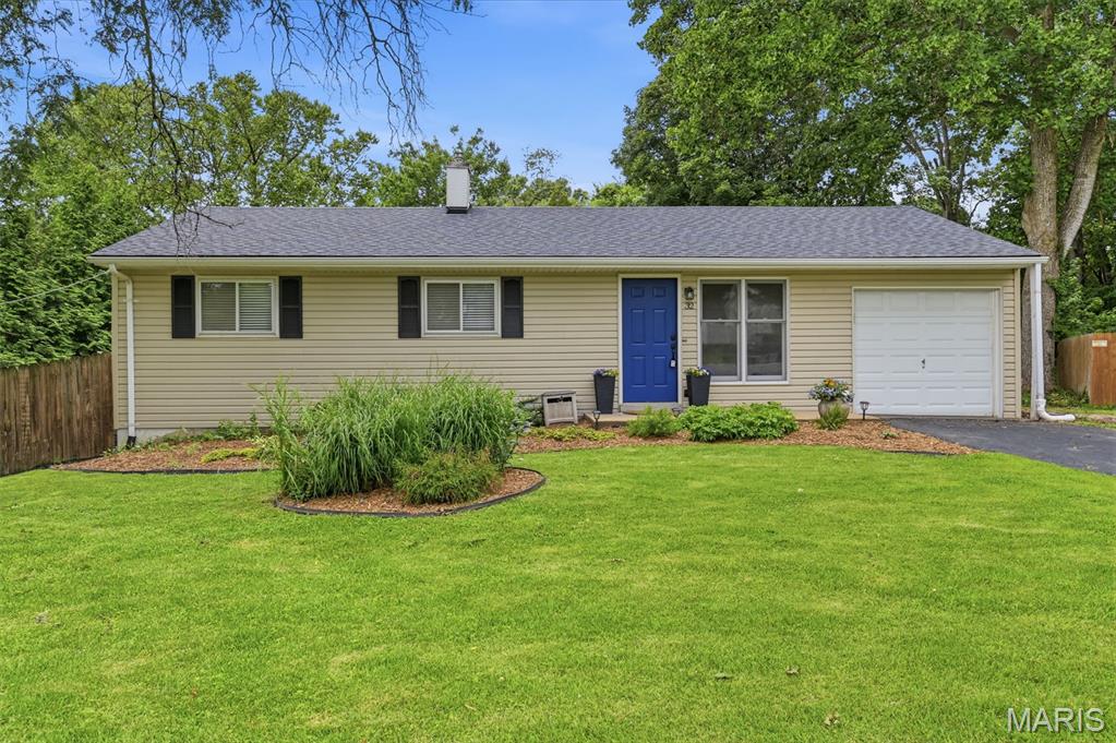 Homes for sale in Ellisville, MO | 32 W Meadow Ln, Ellisville, MO 63021 | MLS# MIS26039096