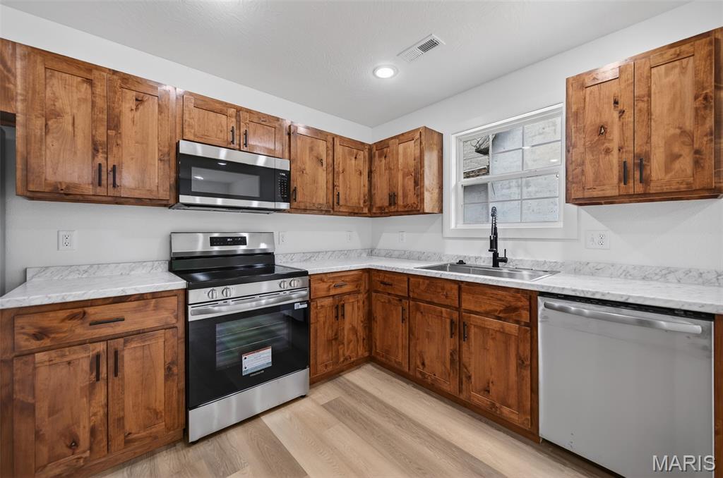 4th image of 252 Garfield St, Lebanon, MO 65536 | MLS# MIS26039433
