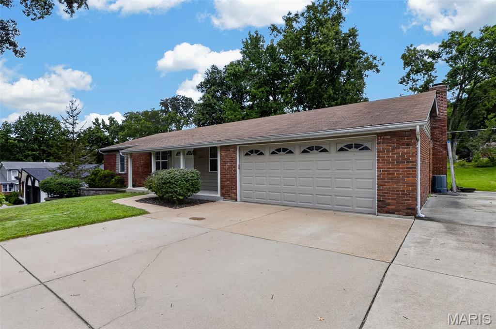 3rd image of 1131 Wagonwheel Trl, Twin Oaks, MO 63011 | MLS# MIS26039769