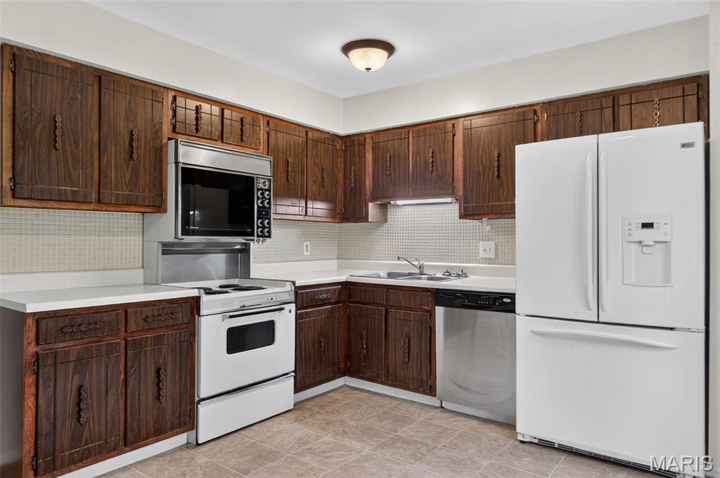 5th image of 1131 Wagonwheel Trl, Twin Oaks, MO 63011 | MLS# MIS26039769