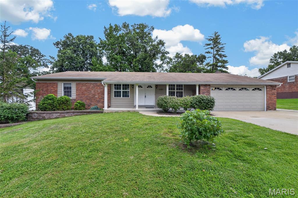 2nd image of 1131 Wagonwheel Trl, Twin Oaks, MO 63011 | MLS# MIS26039769