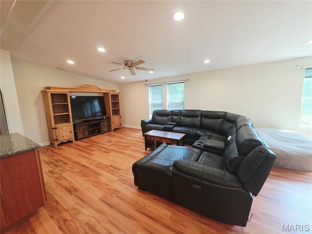 5th image of 25484 Sky Dr, Warrenton, MO 63383 | MLS# MIS26040224