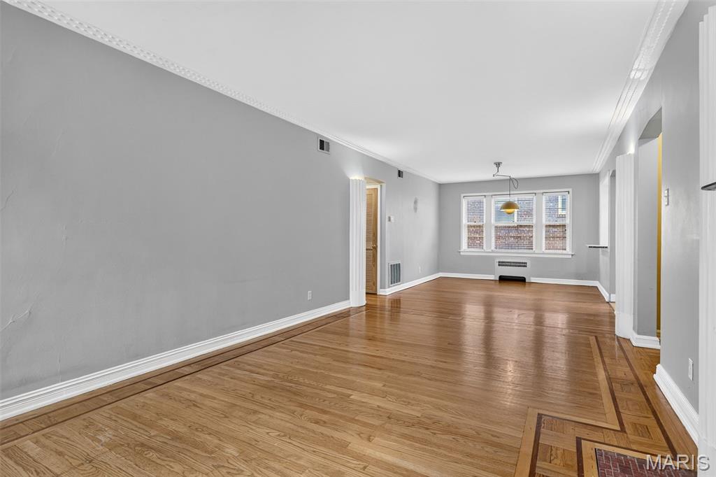 5th image of 7532 York Dr #2E, Clayton, MO 63105 | MLS# MIS26040298