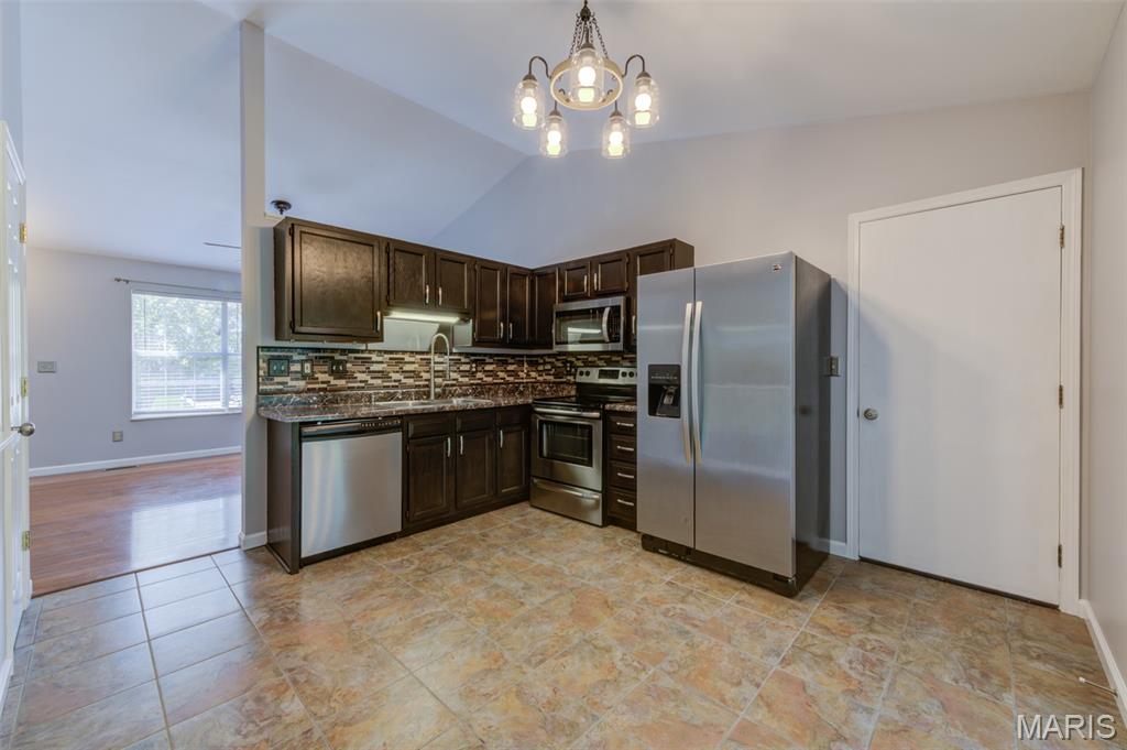 4th image of 12 Redhead Ln, O Fallon, MO 63368 | MLS# MIS26040395