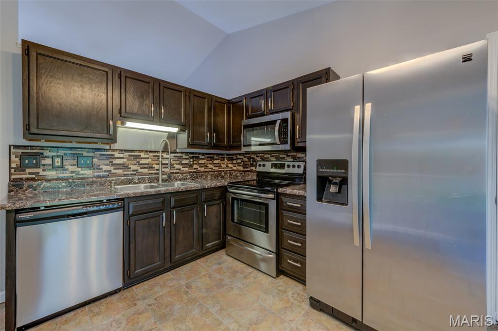 5th image of 12 Redhead Ln, O Fallon, MO 63368 | MLS# MIS26040395