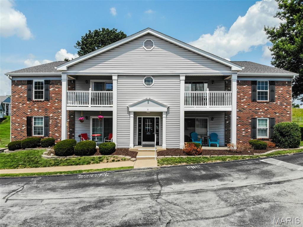Homes for sale in Mehlville, MO | 1 Berview Cir #B, Mehlville, MO 63129 | MLS# MIS26040654