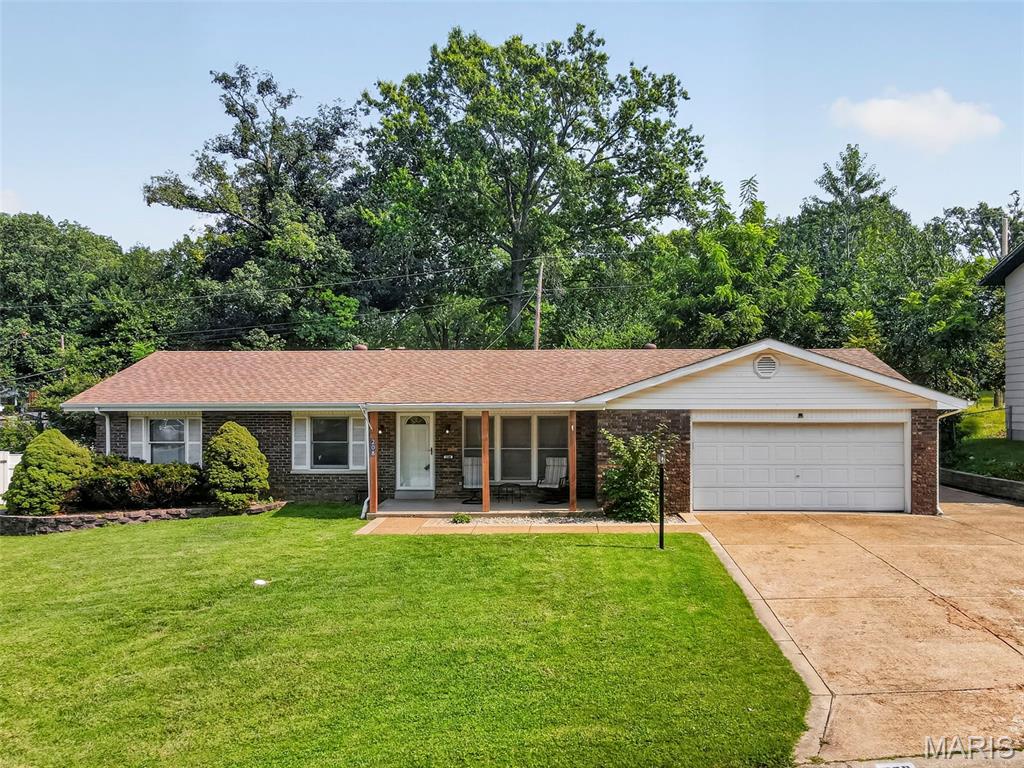 1st image of 208 Meadowlark Ln, Saint Charles, MO 63301 | MLS# MIS26040675