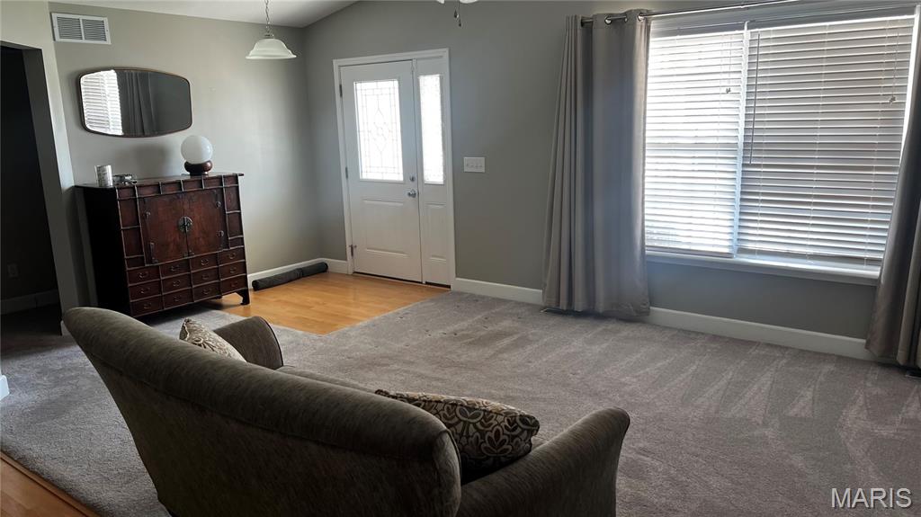 4th image of 702 Gracie Wy, St Clair, MO 63077 | MLS# MIS26040880
