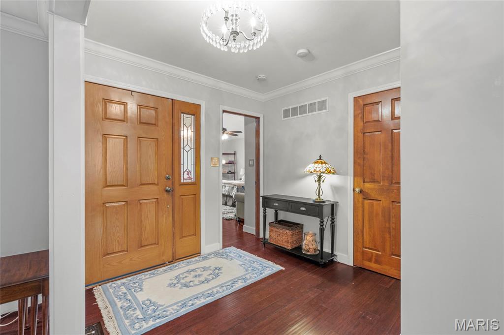image of 484 Saint Thomas Isle Ln, Wildwood, MO 63040 | MLS# MIS26040886