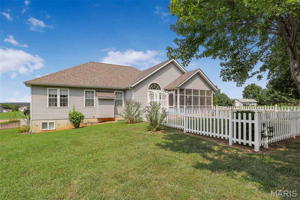 2nd image of 1 Dogwood Ct, Fredericktown, MO 63645 | MLS# MIS26041289