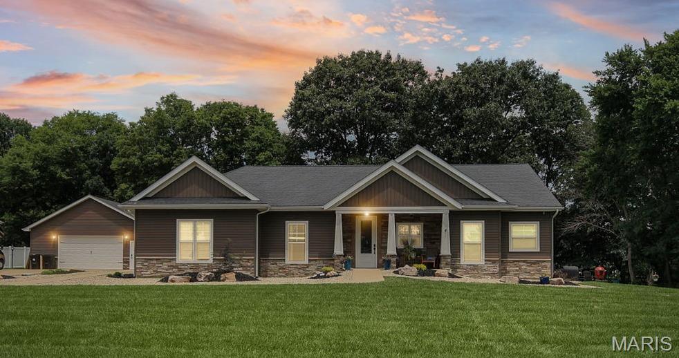 Homes for sale in Bethalto, IL | 8125 Lost Bridge Rd, Bethalto, IL 62010 | MLS# MIS26041440