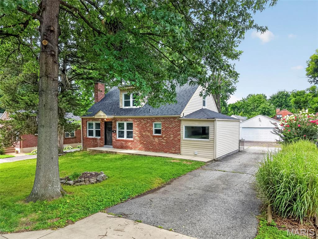 5th image of 915 Tavalon Ave, Rock Hill, MO 63119 | MLS# MIS26041510