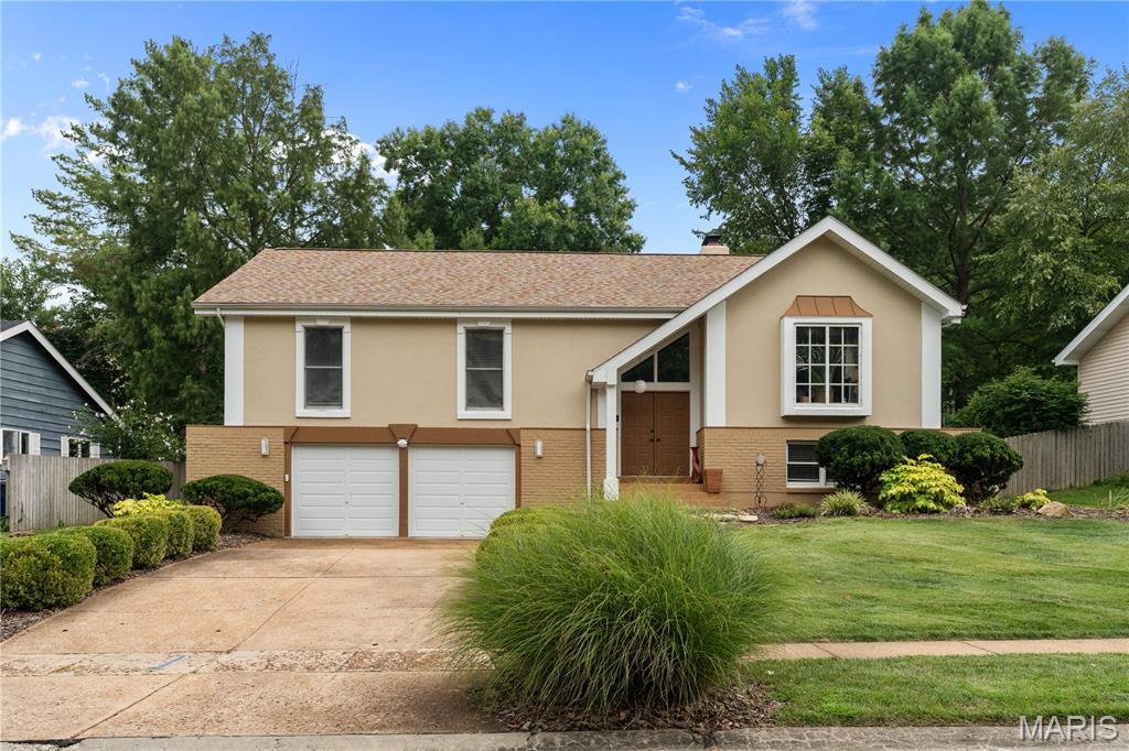 2nd image of 1706 Carman Valley Dr, Ballwin, MO 63021 | MLS# MIS26041589