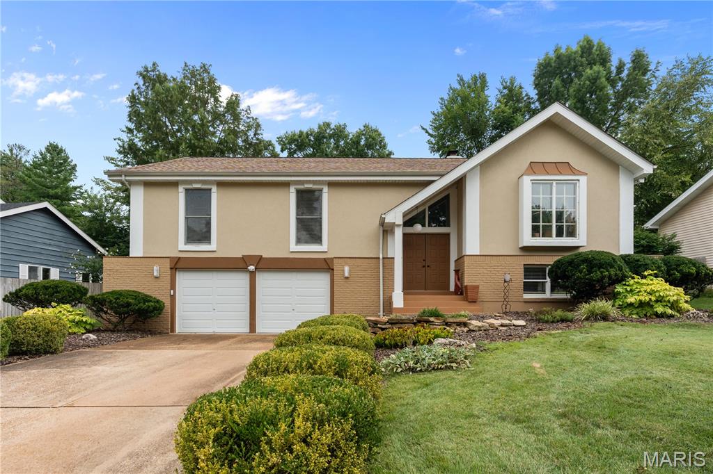 1st image of 1706 Carman Valley Dr, Ballwin, MO 63021 | MLS# MIS26041589
