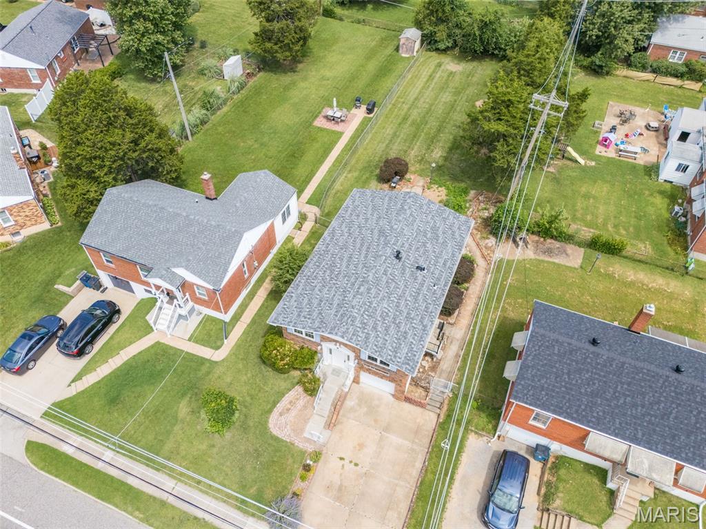 4th image of 9249 Reavis Barracks Rd, Affton, MO 63123 | MLS# MIS26041710