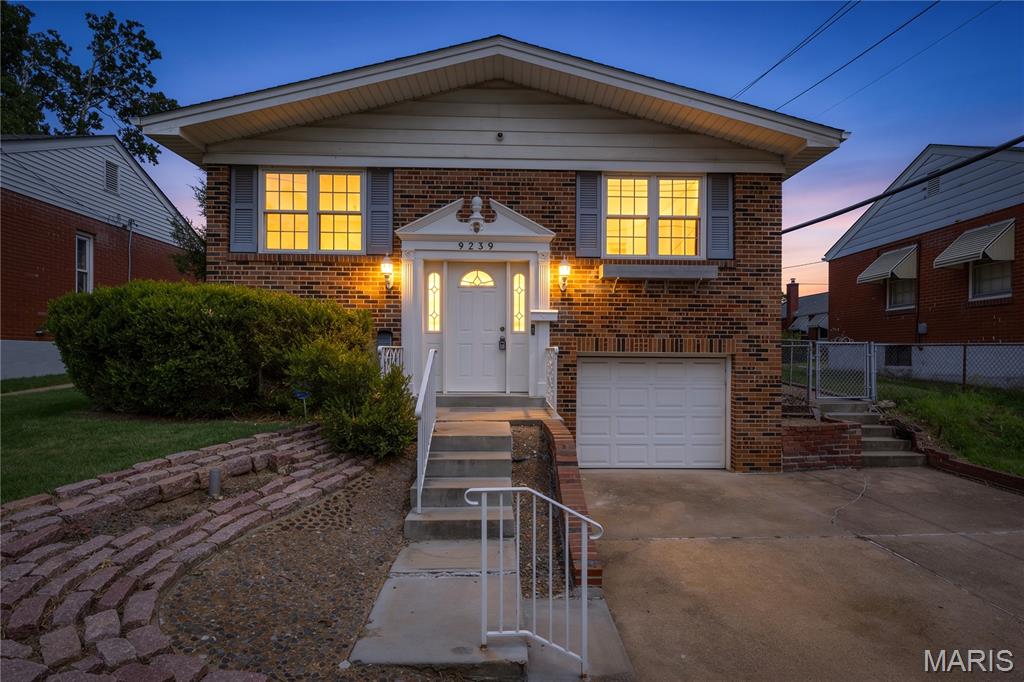 2nd image of 9249 Reavis Barracks Rd, Affton, MO 63123 | MLS# MIS26041710