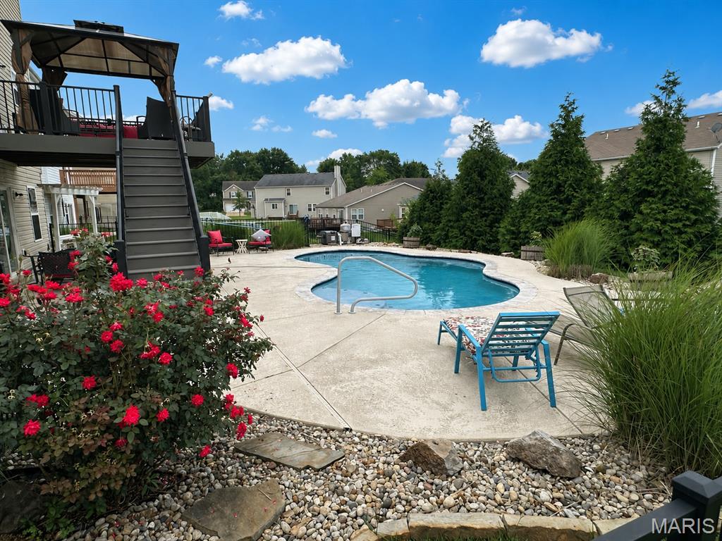 3rd image of 86 Fountainview Dr, Saint Charles, MO 63303 | MLS# MIS26041810