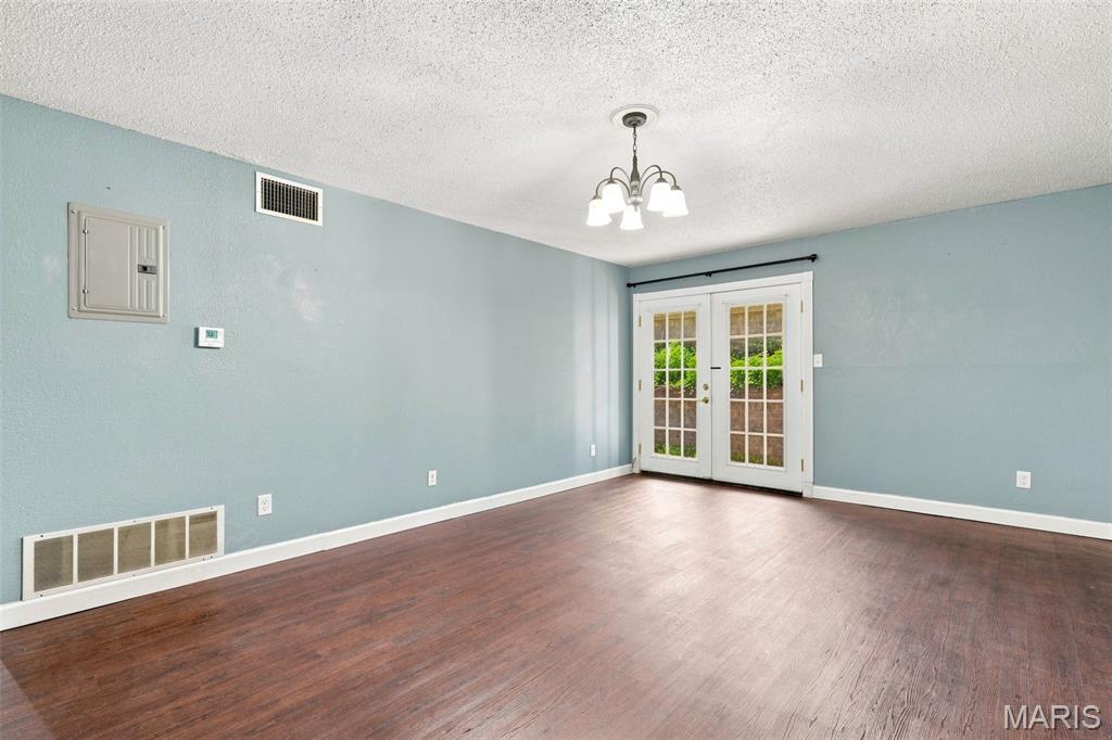 4th image of 1465 Heritage Lndg #104, Saint Charles, MO 63303 | MLS# MIS26041937