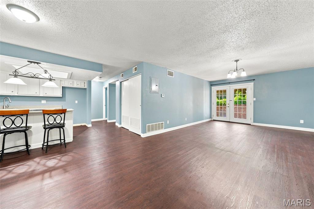 2nd image of 1465 Heritage Lndg #104, Saint Charles, MO 63303 | MLS# MIS26041937