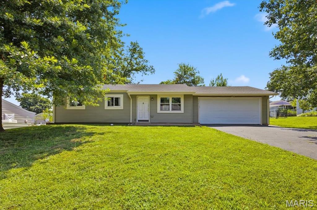 2nd image of 502 Hill Dr, Eureka, MO 63025 | MLS# MIS26042078