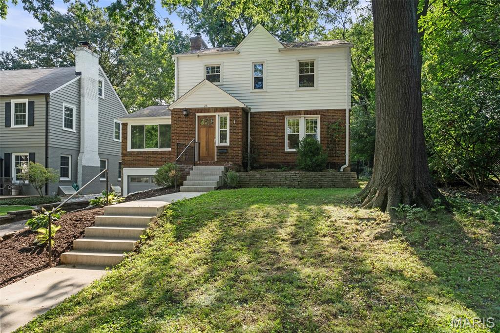 2nd image of 26 Hardith Hill Ct, Rock Hill, MO 63119 | MLS# MIS26042111