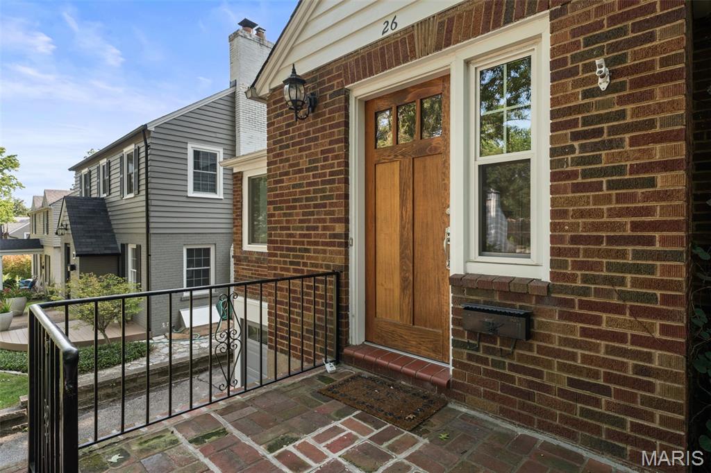 4th image of 26 Hardith Hill Ct, Rock Hill, MO 63119 | MLS# MIS26042111