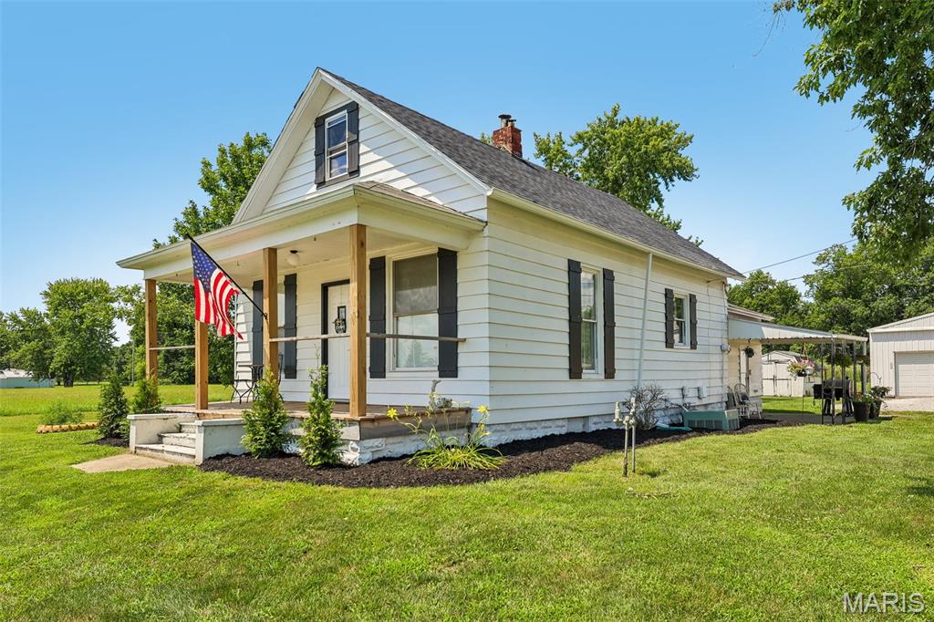 3rd image of 401 S A St, Vernon, IL 62892 | MLS# MIS26042216