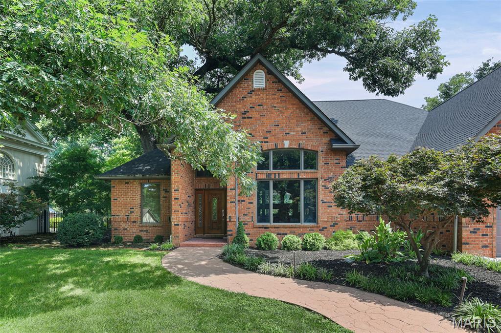 2nd image of 39 Country Club Pl, Belleville, IL 62223 | MLS# MIS26042257