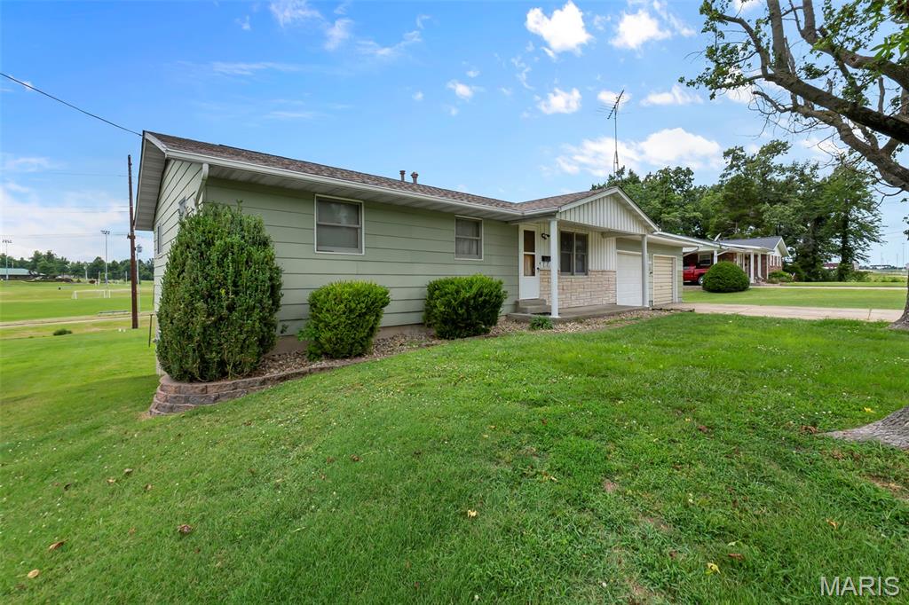 Homes for sale in Perryville, MO | 1211 Rand Ave, Perryville, MO 63775 | MLS# MIS26042260