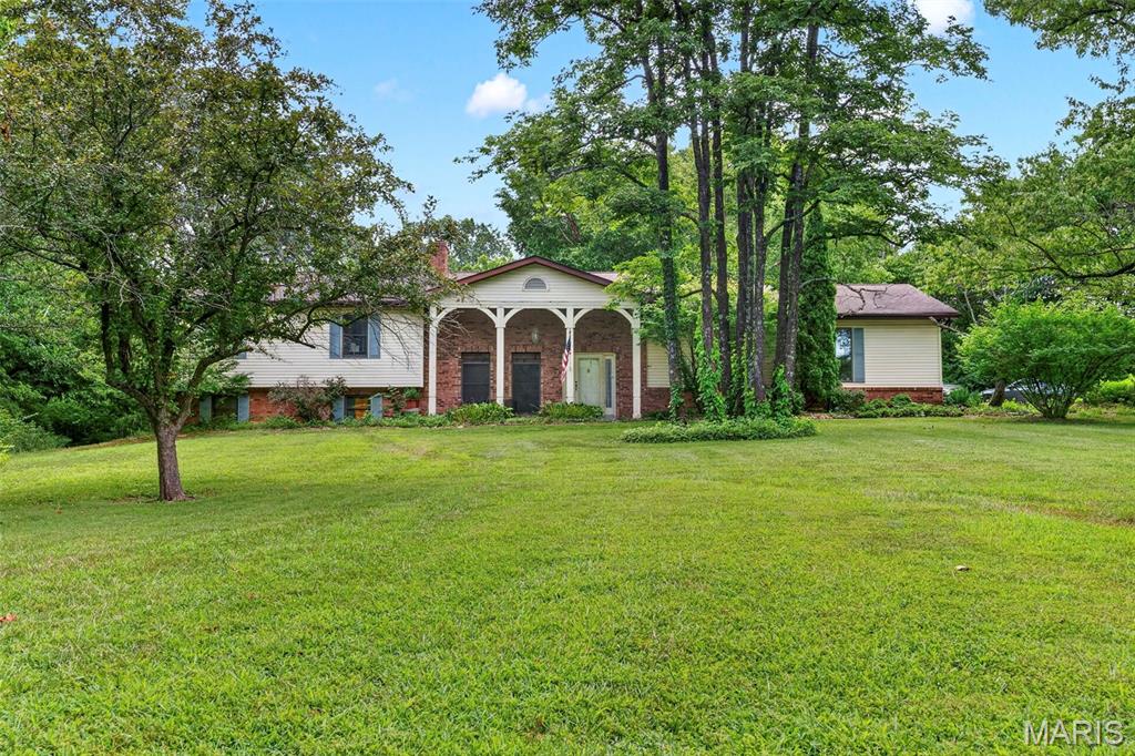 1st image of 164 Country Squire Ln, Washington, MO 63090 | MLS# MIS26042297