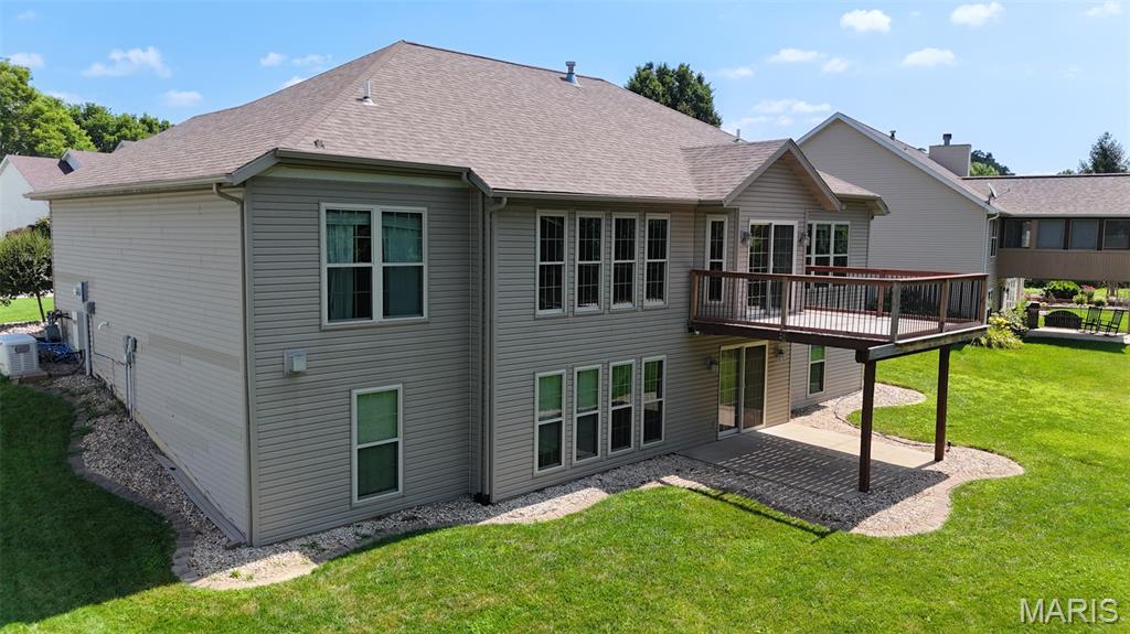 Homes for sale in Maryville, IL | 7525 Stonebridge Golf Dr, Maryville, IL 62062 | MLS# MIS26042324
