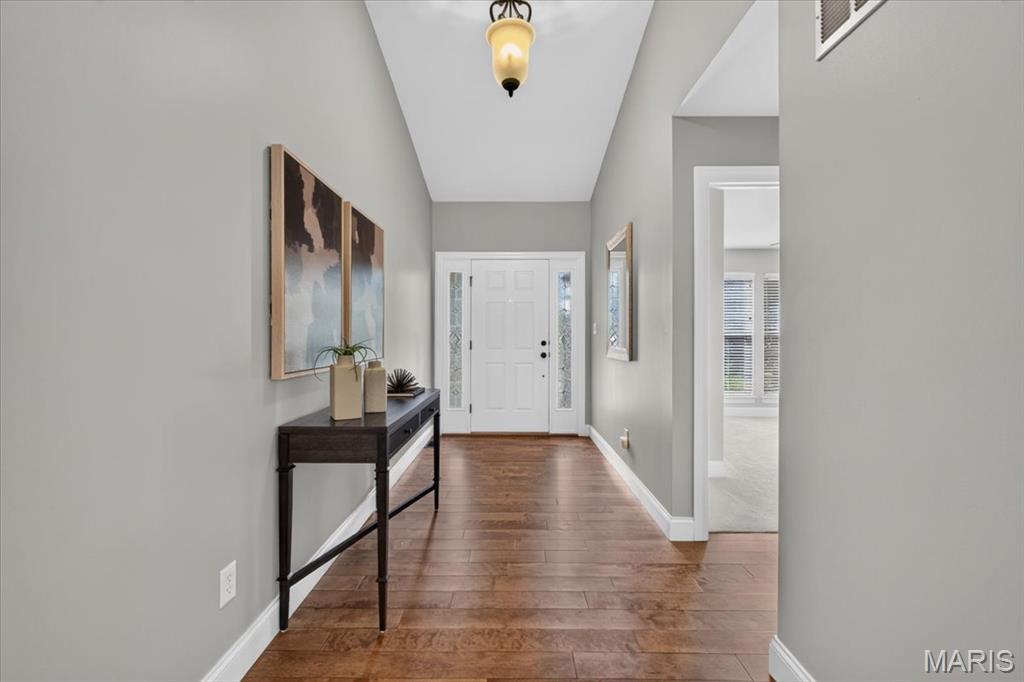 4th image of 14345 Gatwick Ct, Chesterfield, MO 63017 | MLS# MIS26042885
